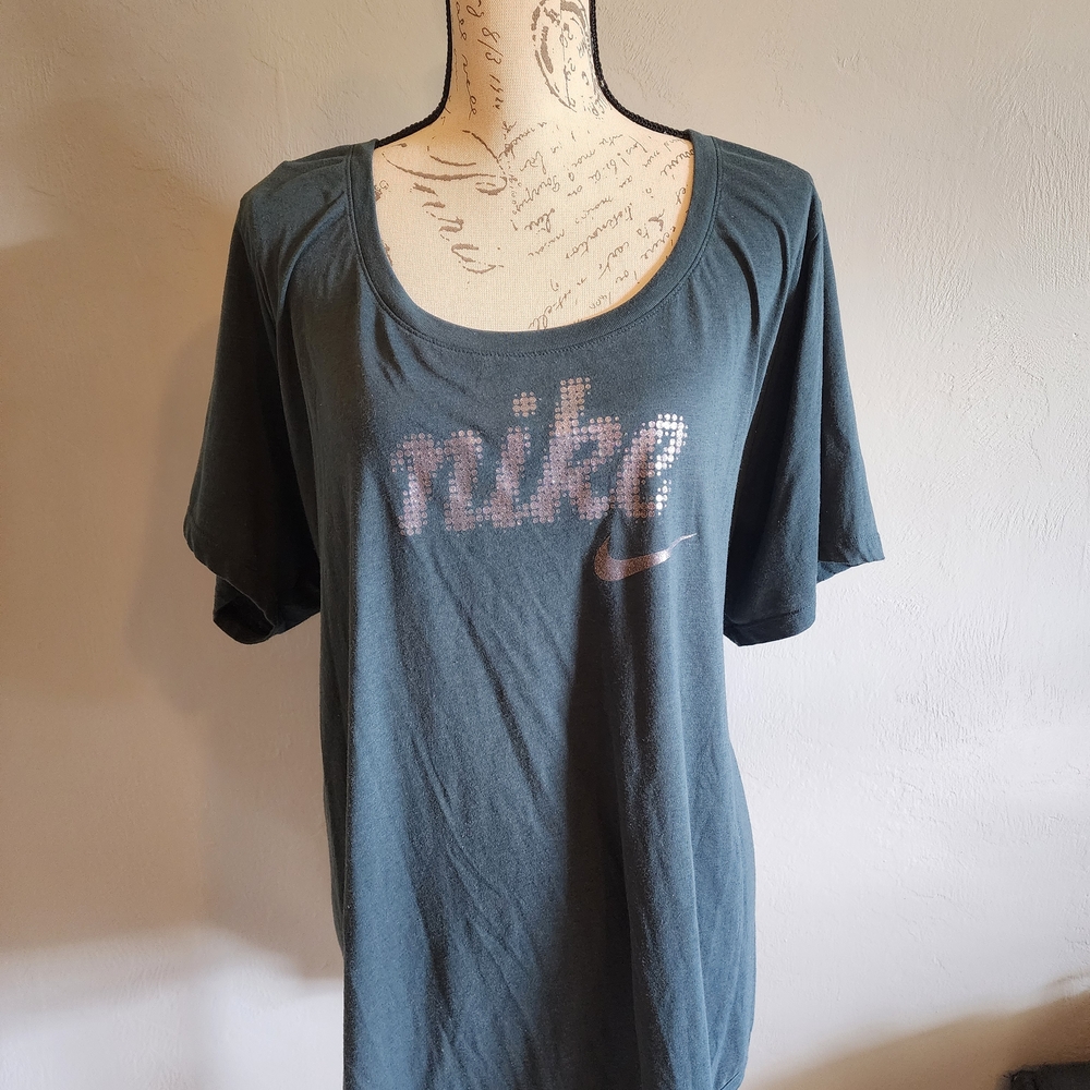 Nike Women's Forest Green Short Sleeve Tee